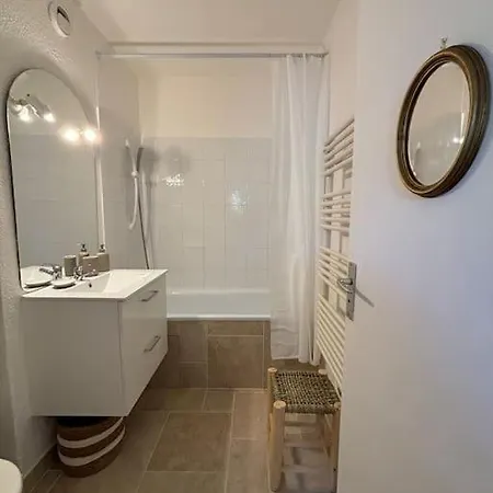 Apartment Centre Ville- Grand Balcon-meuble Boconcept *